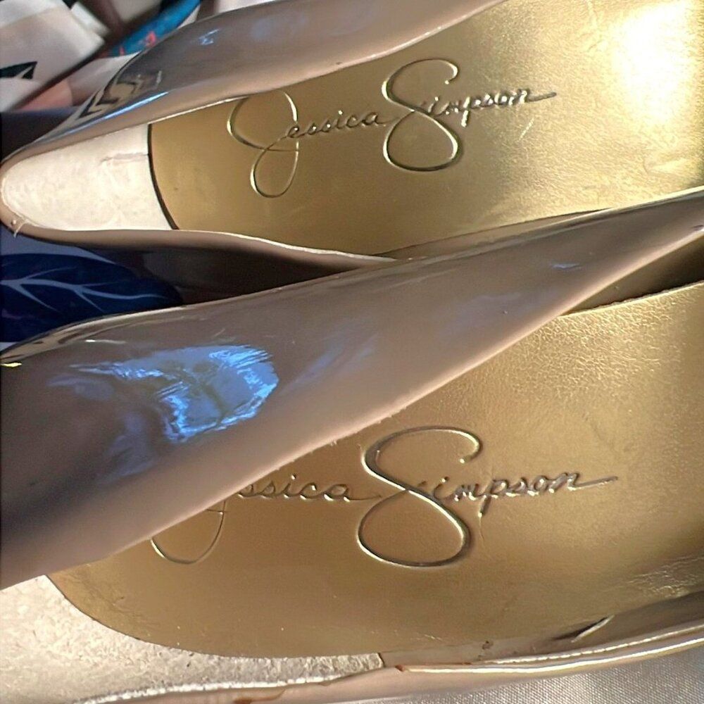 Jessica Simpson Beige Tan Patent Faux Leather Heels - Sz 9 1/2 - Picture 5 of 12